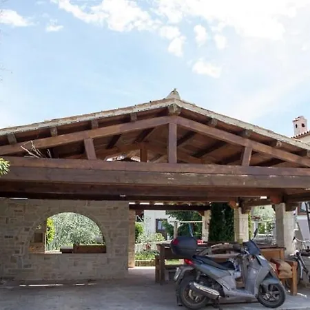 Apartamento With A Parking Space Valbandon, - 13458 *